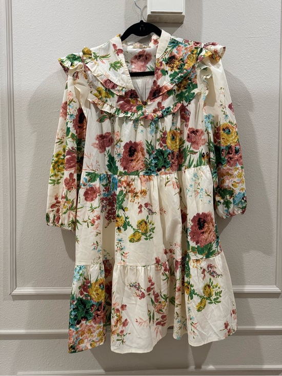 entro Dresses & Skirts - Entro Beige Floral ruffled Peter Pan Collar Babydoll Tiered Mini Dress Small